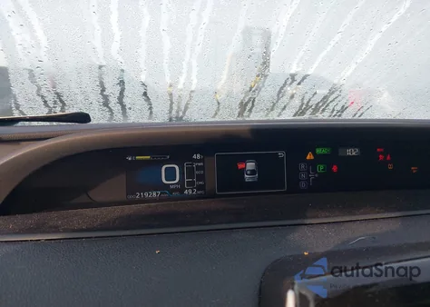 2016 Toyota Prius Three z USA, uszkodzony, nr VIN JTDKARFU3G3005352